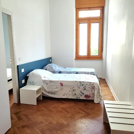 בית הארחה Triestecenter & - Colori Di